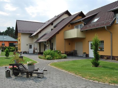 Pension + Apartments Tor zum Spreewald Chambre d’hôte in Lübben