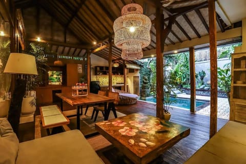 Nicely-decorated Compact Villa with Plunge Pool Villa in Ubud