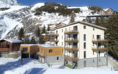 Property building, Winter, Mountain view