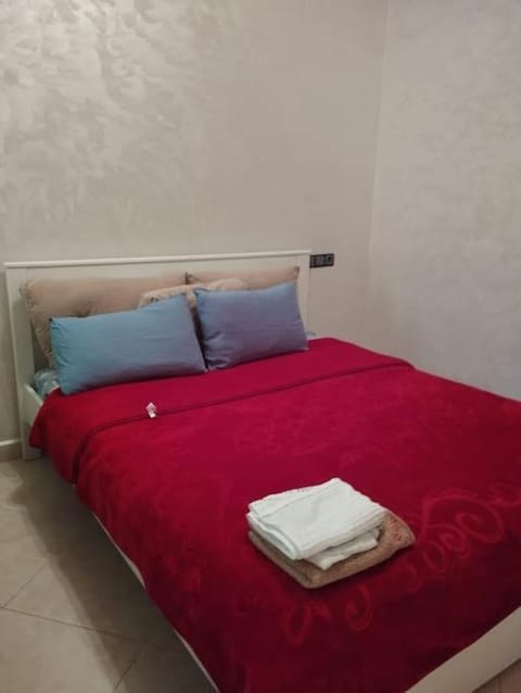Bel appartement calme est bien équipé Condo in Meknes