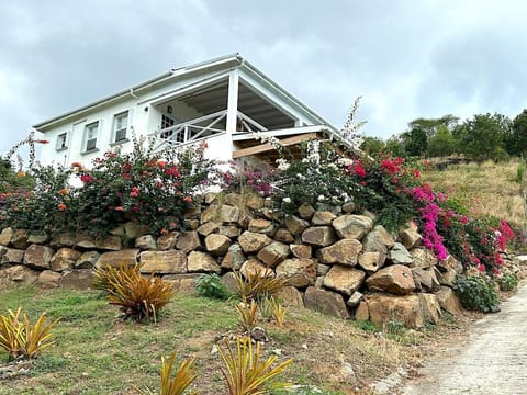 Dream View Apartment Condominio in Antigua and Barbuda