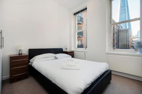 London Bridge Beauty Luxury 2bed 2bath Apartment in London Borough of Southwark