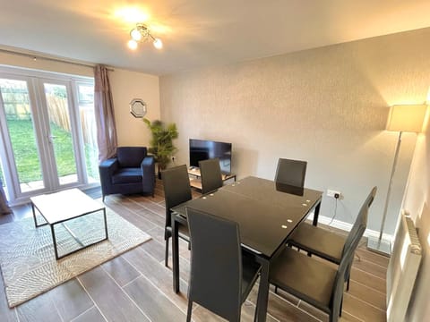 Genesis 3 bedroom Home Telford- sleeps up to 5 Condo in Telford