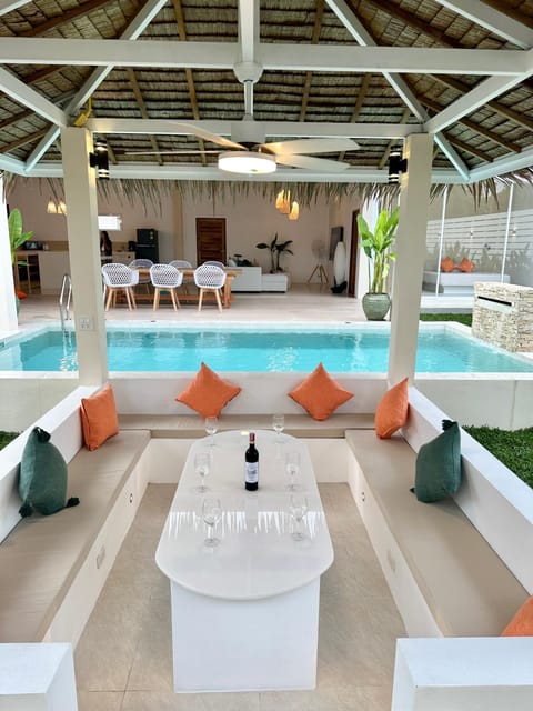 Oh'lala luxury pool villas Chalet in Ban Tai