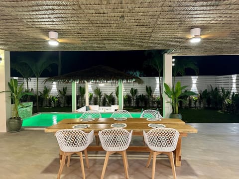 Oh'lala luxury pool villas Chalet in Ban Tai
