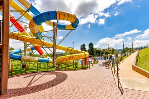 Aqua park, Swimming pool