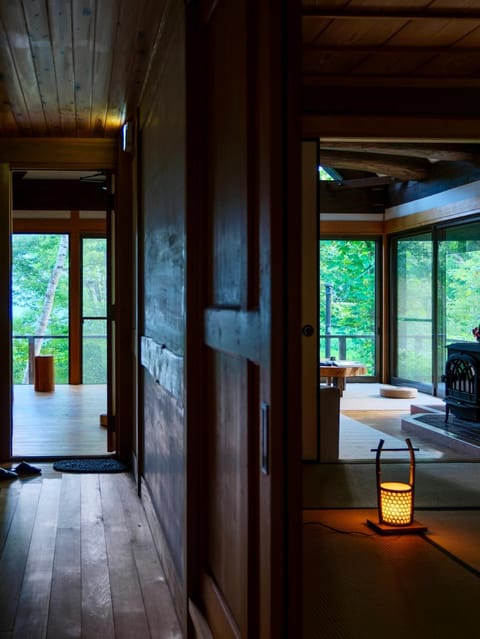 Woody Island Villa in Hakuba