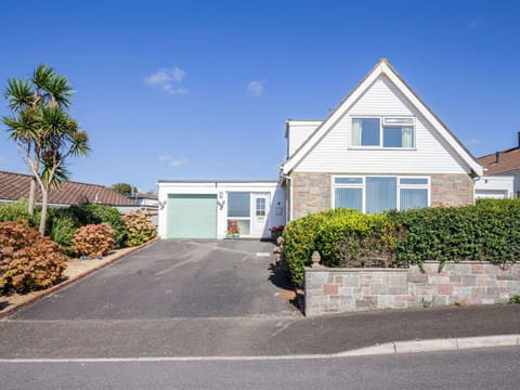 3 Bed in Bude 89425 House in Bude