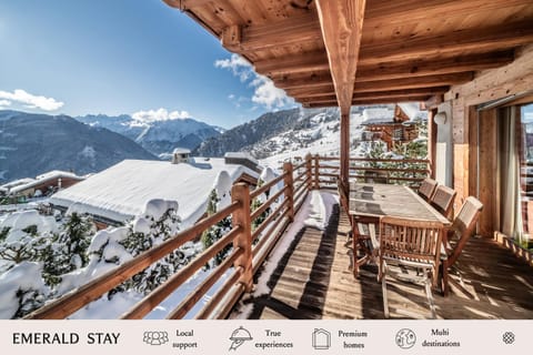 Property building, View (from property/room), View (from property/room), Balcony/Terrace, Mountain view, Mountain view