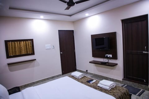 Hotel Grand Sapphire & Elite Suite Hotel in Puducherry