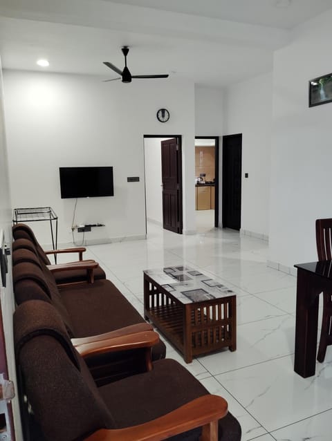 MATHER RAJAGIRI FURNISHED APARTMENTS Apartment in Kochi