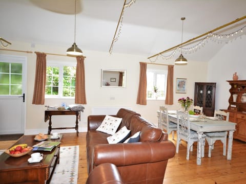 2 Bed in Dartmoor National Park 46409 Casa in Bovey Tracey