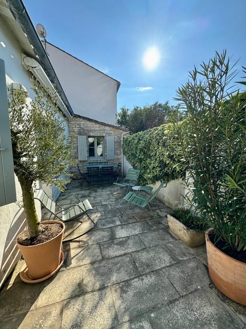 Inner courtyard view