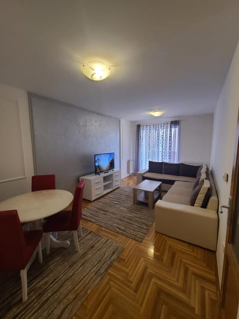 Rejjan Apartments Condo in Sarajevo