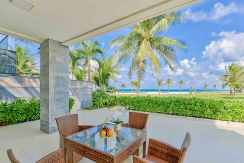Dreamy Beach Villas And Resort Resort in Hoa Hai