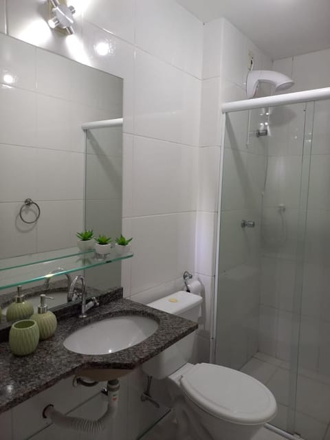 Apto de dois quartos com uma suíte Apartment in São José