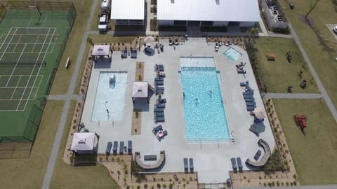 CreekFire RV Resort Resort in Savannah