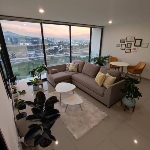 Loft con Vista Panoramica Milenio lll Queretaro Apartment in Santiago de Queretaro