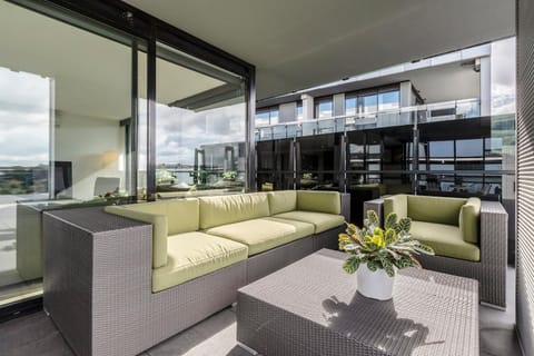 Balcony/Terrace, Seating area