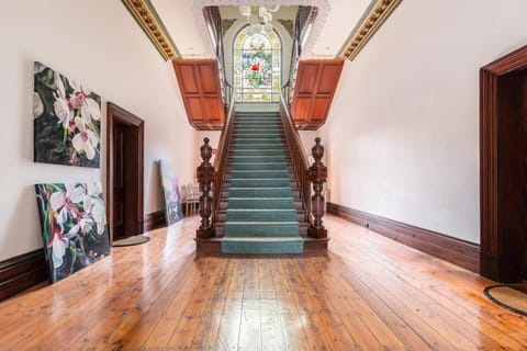 Elwood Manor - A Restored Art-Deco Gem Copropriété in Brighton