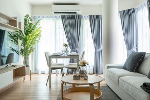 Phyll Phuket 2 BR apartment near Central Festival by NLA Apartment in Kathu