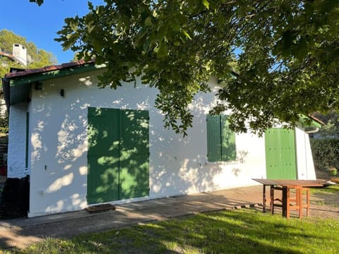 Maison avec jardin proche Lac - Quartier calme House in Carcans