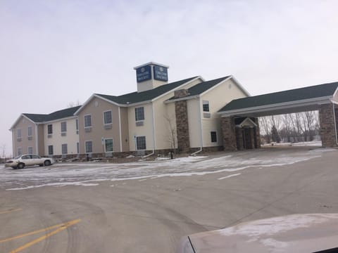 Cobblestone Inn & Suites Steele Hotel in North Dakota