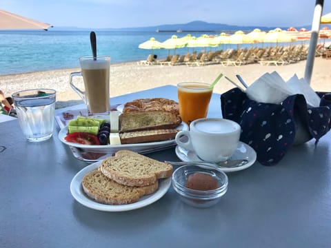 Sea view, Breakfast, Breakfast