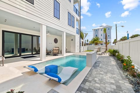 Emerald View House in Inlet Beach