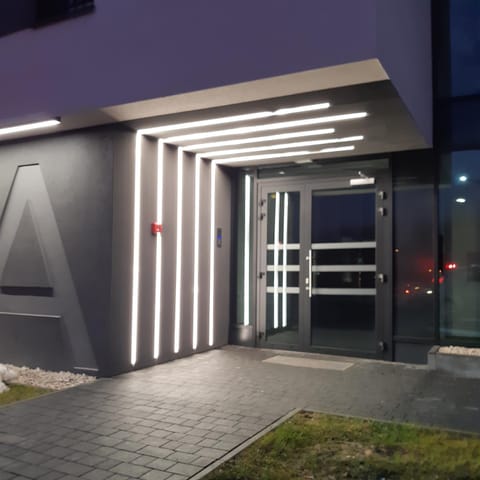 Facade/entrance, Night