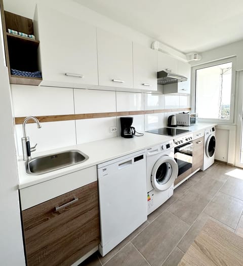 minibar, pet friendly, stove, washing machine, kitchen