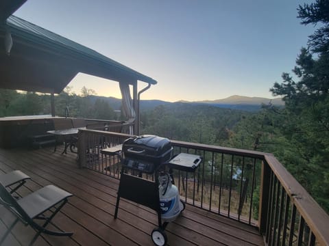 Sunset Ridge: THE million dollar view House in Ruidoso