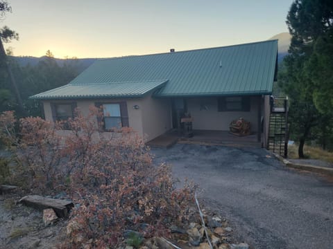 Sunset Ridge: THE million dollar view House in Ruidoso