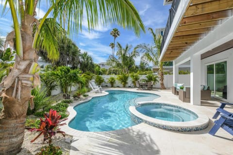 Beach Escape House in Anna Maria Island