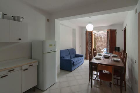 Appartamento GIANNUTRI Apartment in Follonica