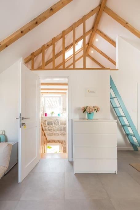 Guest House Maris Bed and Breakfast in Split