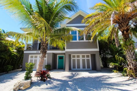 Harbor Haven House in Holmes Beach