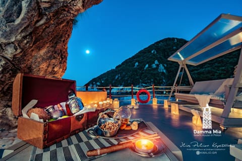 Night, Summer, Balcony/Terrace, Decorative detail, On site, Mountain view, Alcoholic drinks