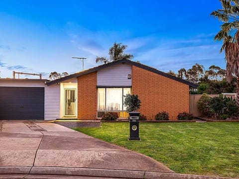 Lovely House in Smithfield Villa in Adelaide