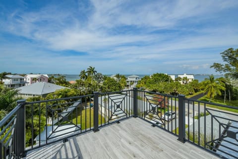 Sea Glass Harbor House in Holmes Beach