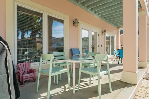 Patio, View (from property/room), Balcony/Terrace, Seating area