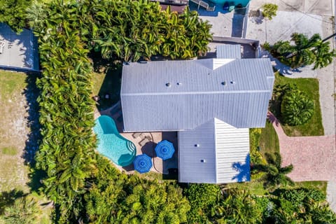 North End Chic House in Anna Maria Island