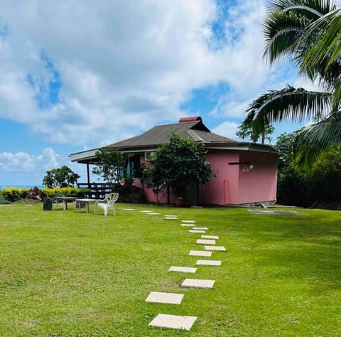 MOOREA Bungalow Kohimana avec vue lagon Apartment in Moorea-Maiao