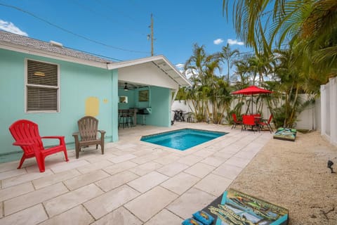 Gulf Shore Cottage House in Anna Maria Island