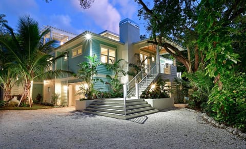 Arts and Vines House in Longboat Key