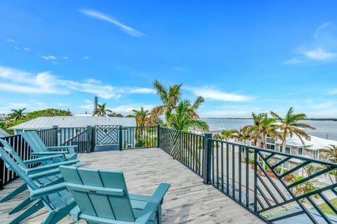 Beachly Beloved House in Bradenton Beach