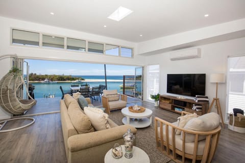 Seaside Serenity Jervis Bay House in Huskisson