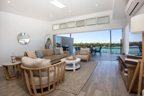 Seaside Serenity Jervis Bay House in Huskisson