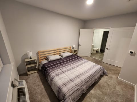 Modern 2 bed apt, mins to NYC! Condominio in Kearny