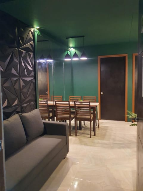 dark room 2BR condo in banilad cebu Eigentumswohnung in Lapu-Lapu City